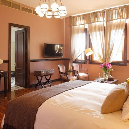 Hotel Boutique Castillo Rojo Сантьяго Экстерьер фото